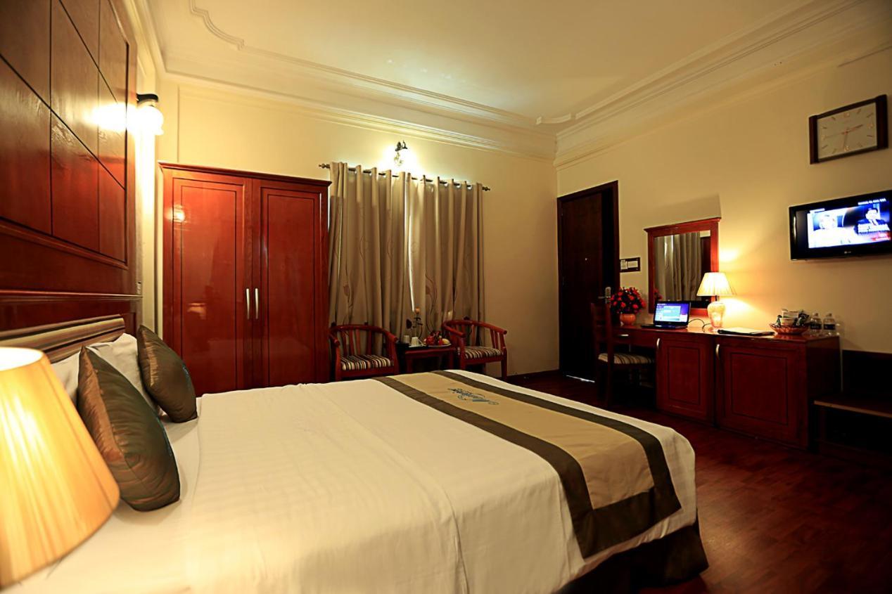 Moon View Hotel - 65 Cua Bac - By Bay Luxury هانوي المظهر الخارجي الصورة
